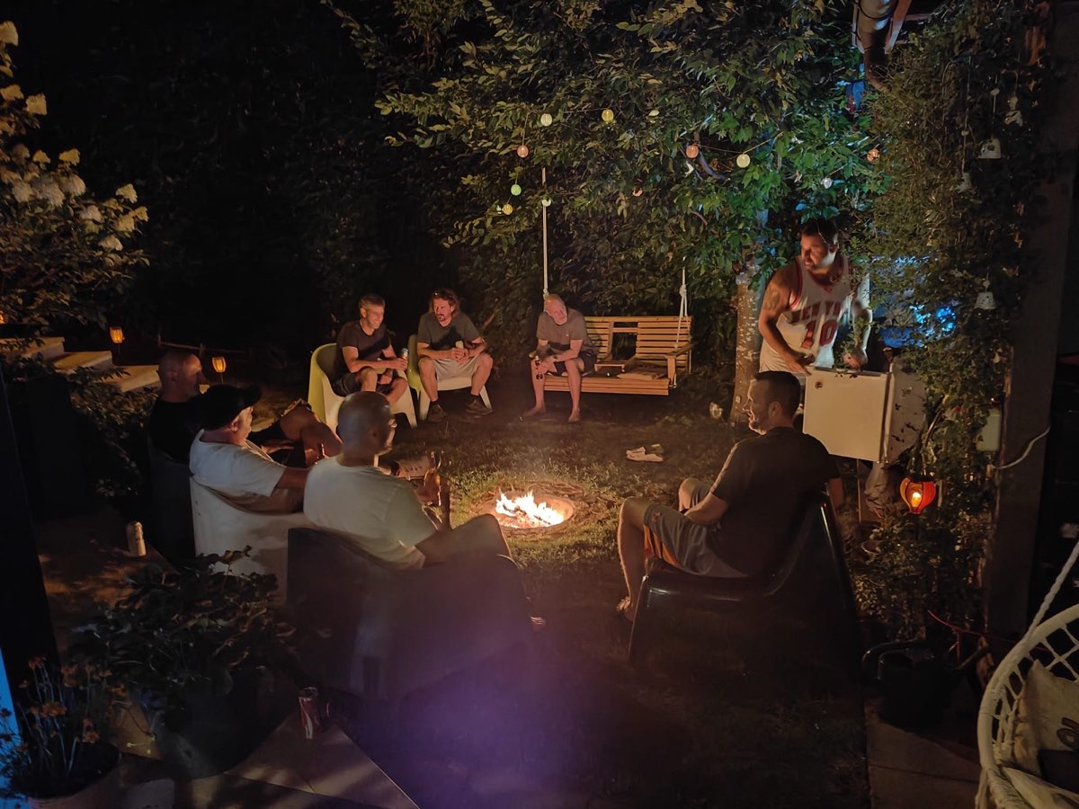 Gemütlicher Abend am Feuer beim BC Oetwil Burger & Beer